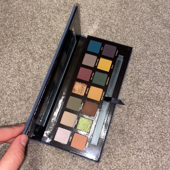 Subculture Anastasia of Beverly Hills Eyeshadow Palette - Picture 5 of 11
